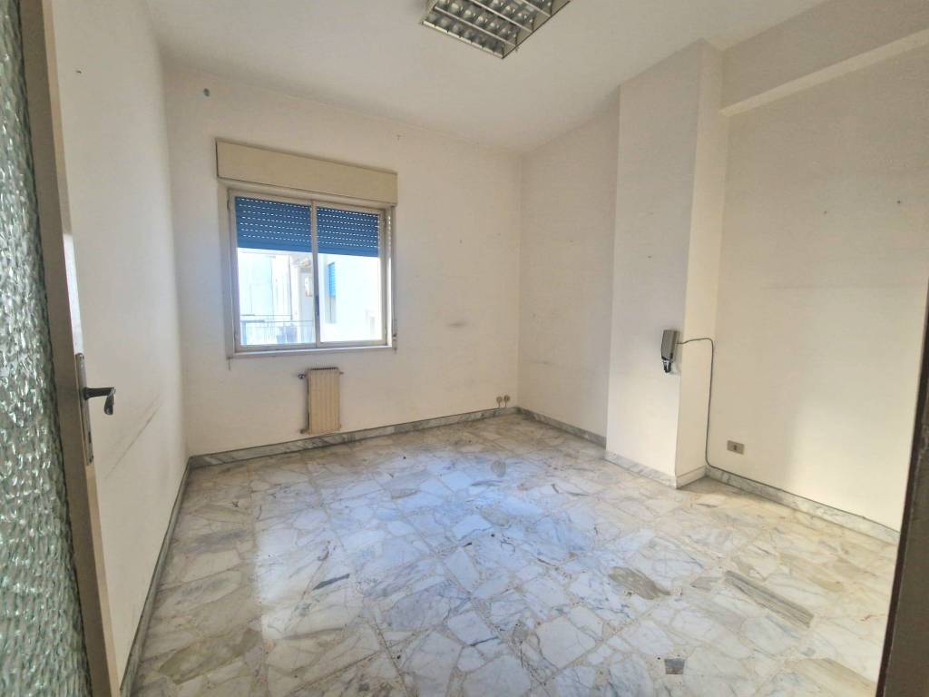 Appartamento a Milazzo in Via Colonnello Francesco Bertè, 34 - Foto 2