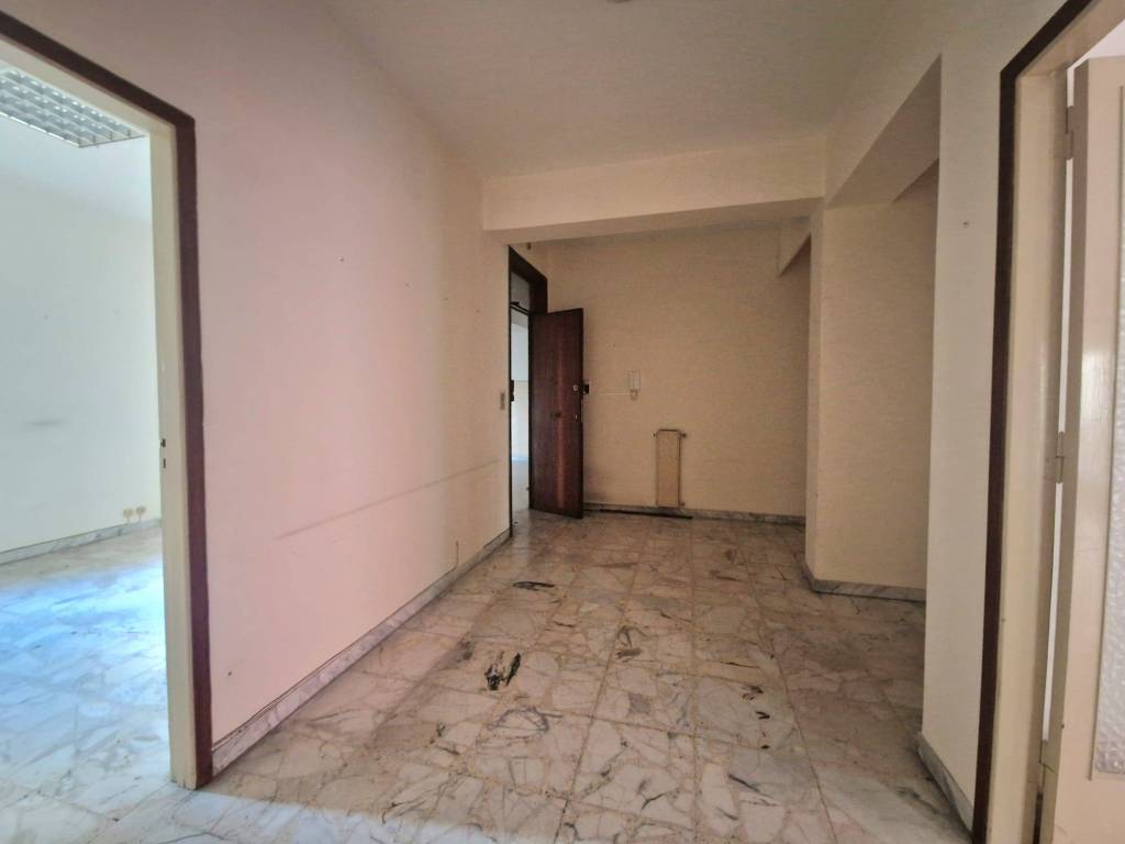 Appartamento a Milazzo in Via Colonnello Francesco Bertè, 34 - Foto 4
