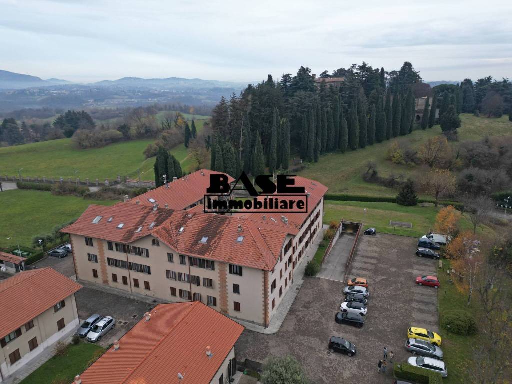 Appartamento a Monguzzo in Via Eugenio Montale, 12 - Foto 4