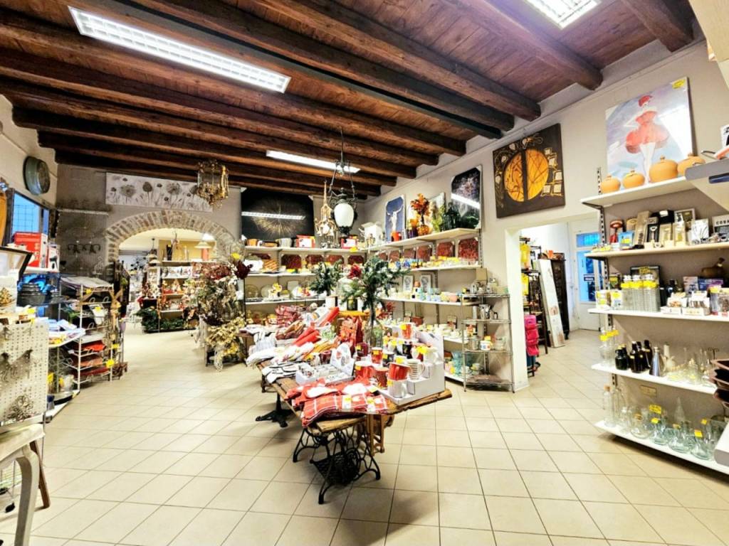 Palazzo / stabile a Monselice in PIAZZA GIUSEPPE MAZZINI - Foto 3