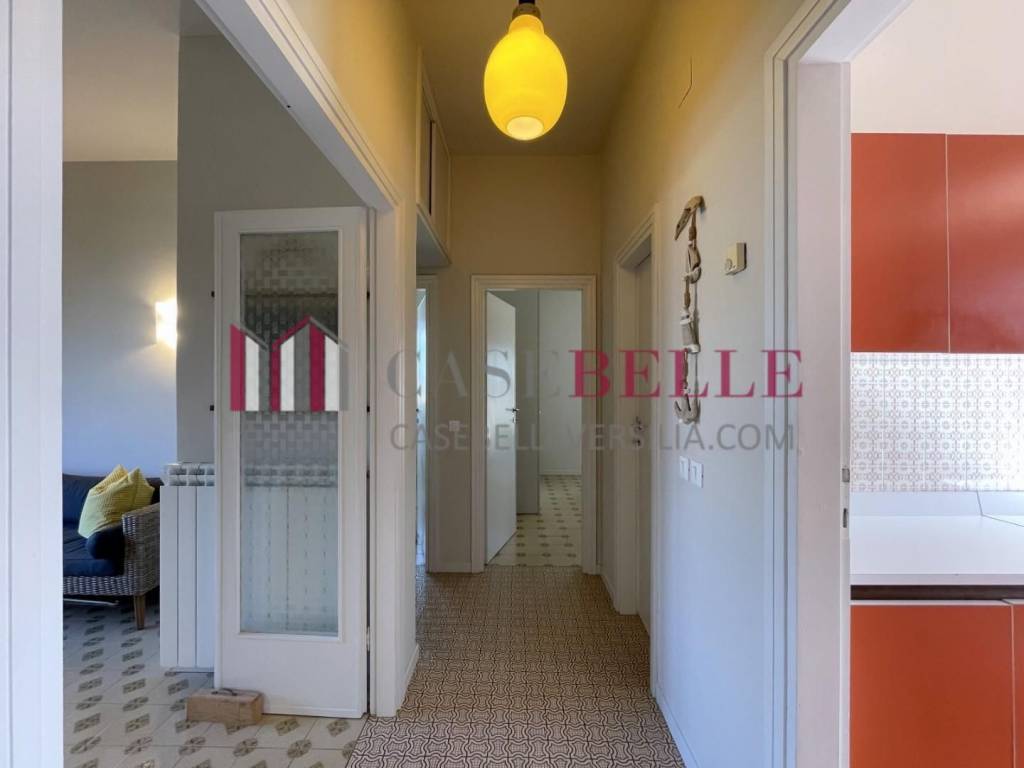 Appartamento a Camaiore in Via Adolfo Massei, - Foto 2