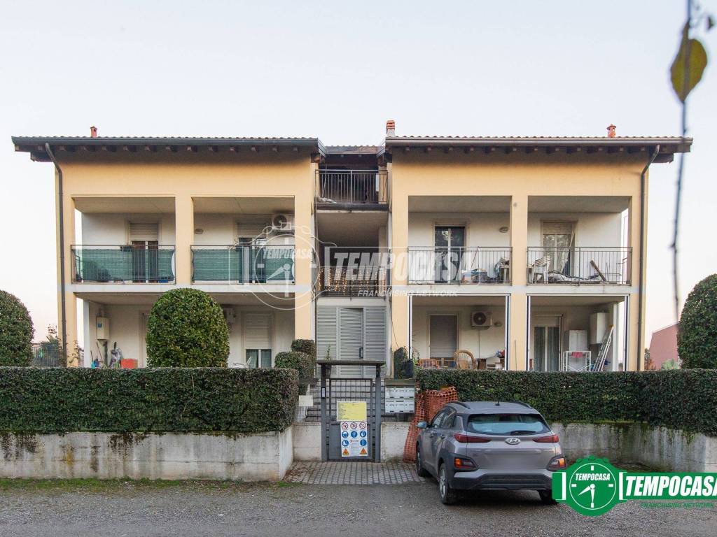 Appartamento a Bellinzago novarese in Via C. Colombo 61 - Foto 4