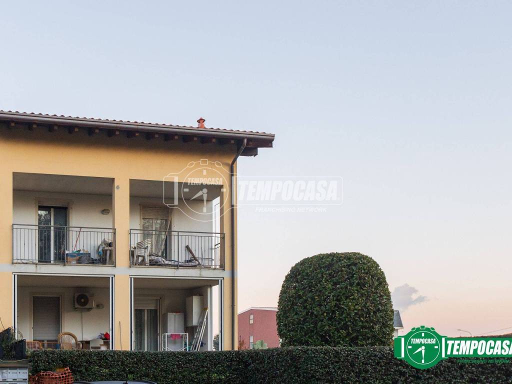 Appartamento a Bellinzago novarese in Via C. Colombo 61 - Foto 5