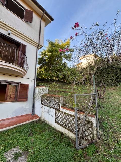 Villa a Amelia in Via Rimembranze, 8 - Foto 2