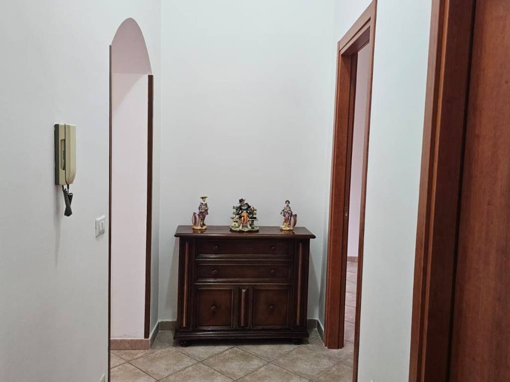 Appartamento a Catania in Via Fratelli Cairoli, 22 - Foto 4