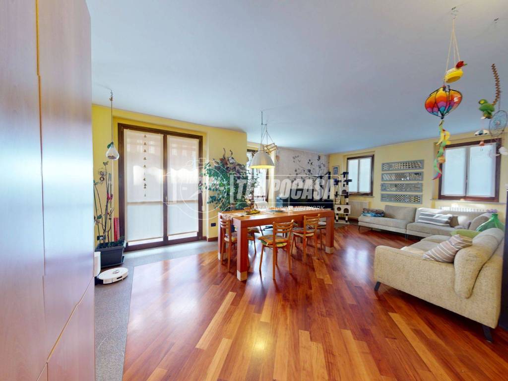 Villa a Olgiate comasco in Via DEI CADUTI 9 - Foto 3