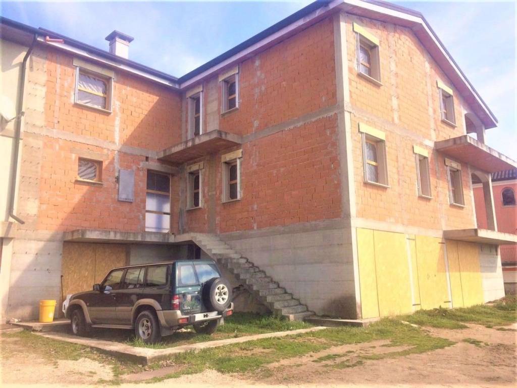 Palazzo / stabile a Ceregnano in CEREGNANO SP73, 0 - Foto 3