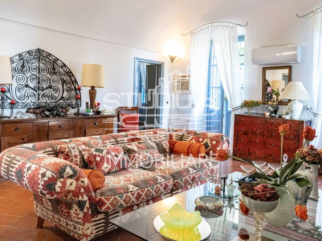 Villa a Cipressa in Via Risorgimento, 30 - Foto 4