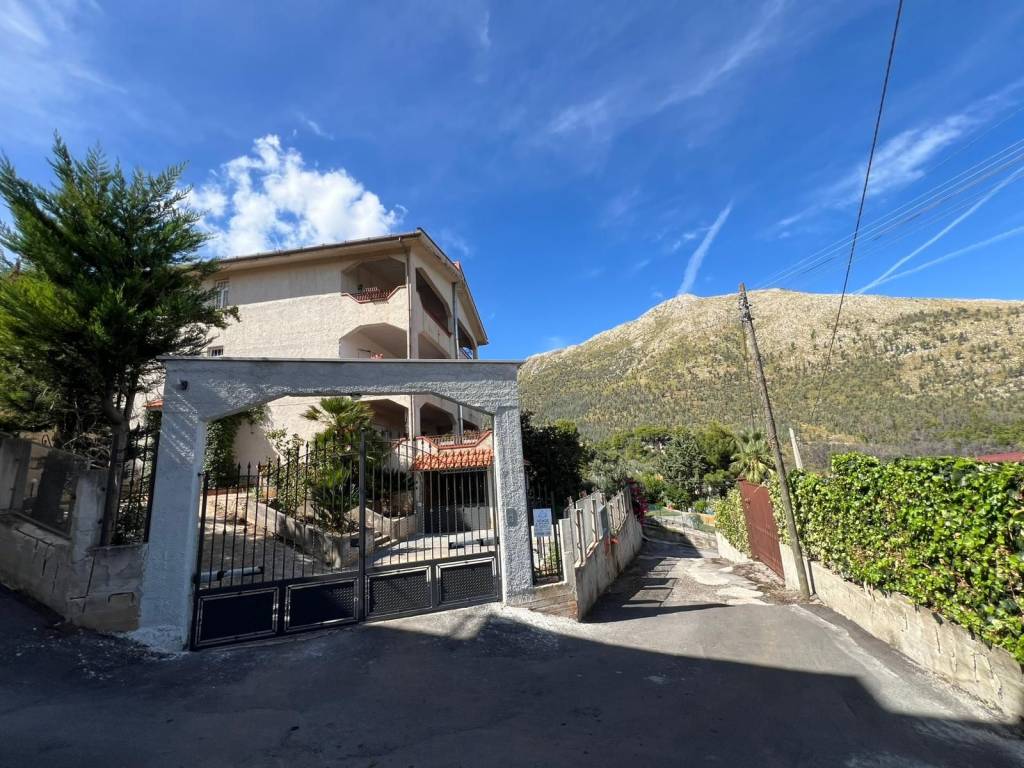 Appartamento a Monreale in Via Provinciale - Foto 2
