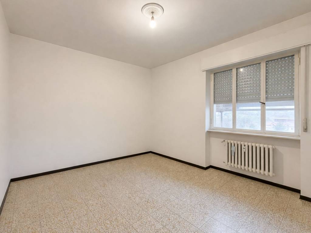 Appartamento a Canelli in Via Carlo Bussinello - Foto 4