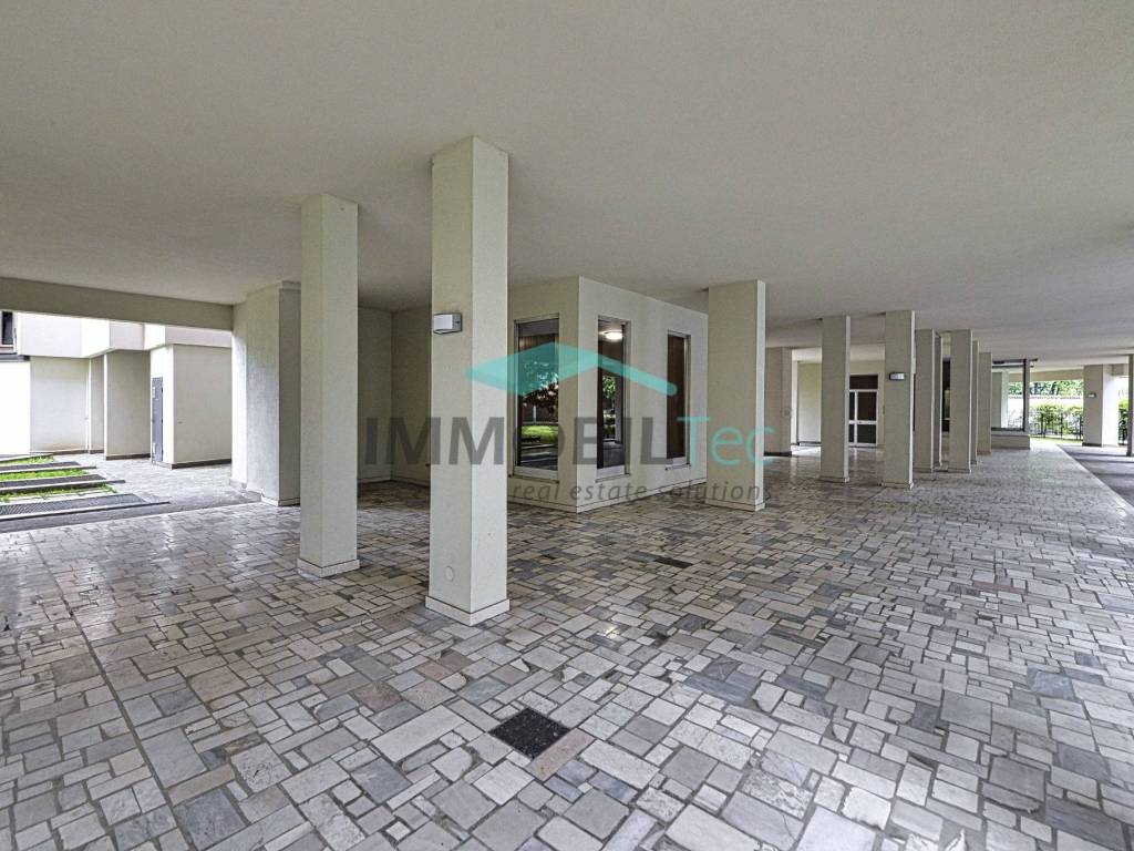 Appartamento a Saronno in Via Giovanni Campi - Foto 2