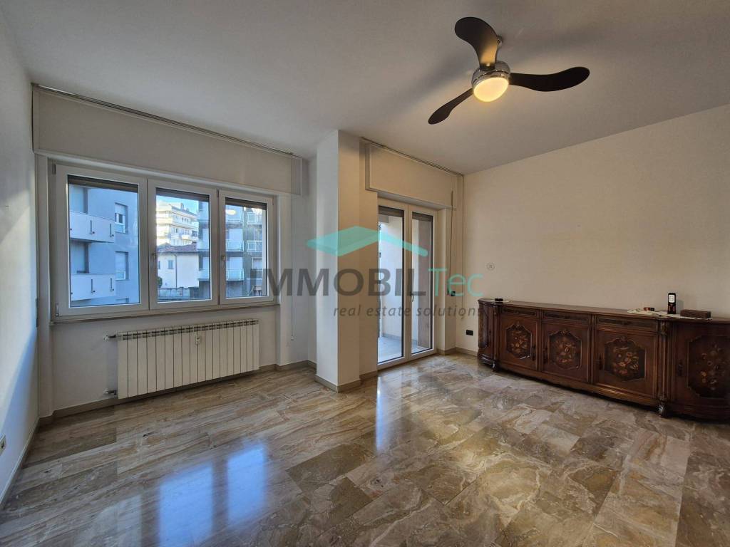 Appartamento a Saronno in Via Giovanni Campi - Foto 3