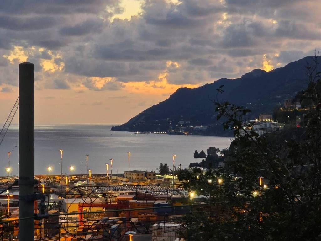 Palazzo / stabile a Salerno in Via Madonna del Monte - Foto 4