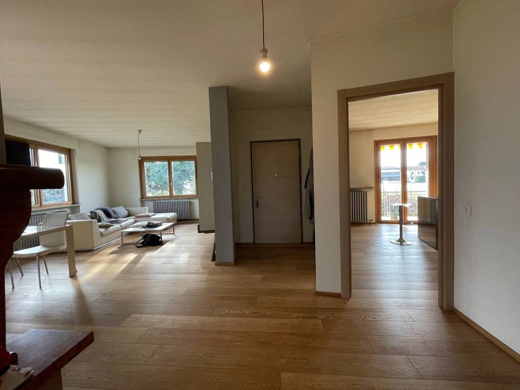 Villa a Cameri in Via Strella, 15 - Foto 2