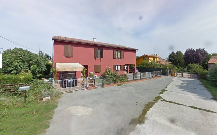 Appartamento a Ferrara in VIA VAL ROSATO, 10 - Foto 2