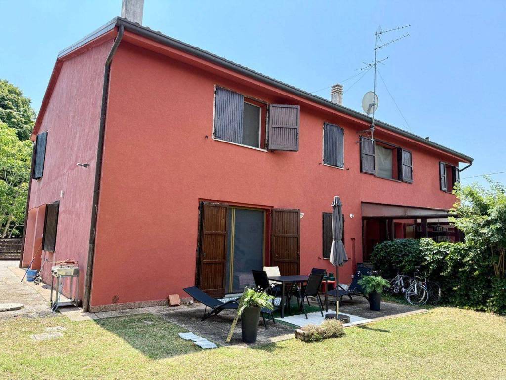 Appartamento a Ferrara in VIA VAL ROSATO, 10 - Foto 5