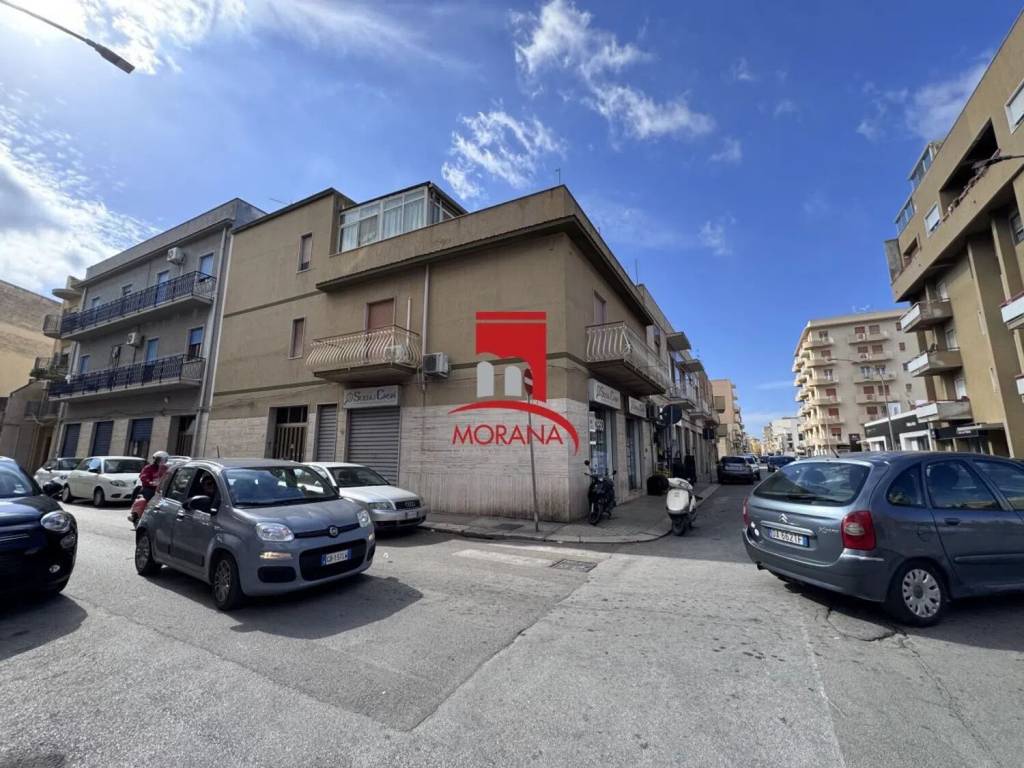 Villa a Trapani in Via Dell' Arancio, 43 - Foto 2