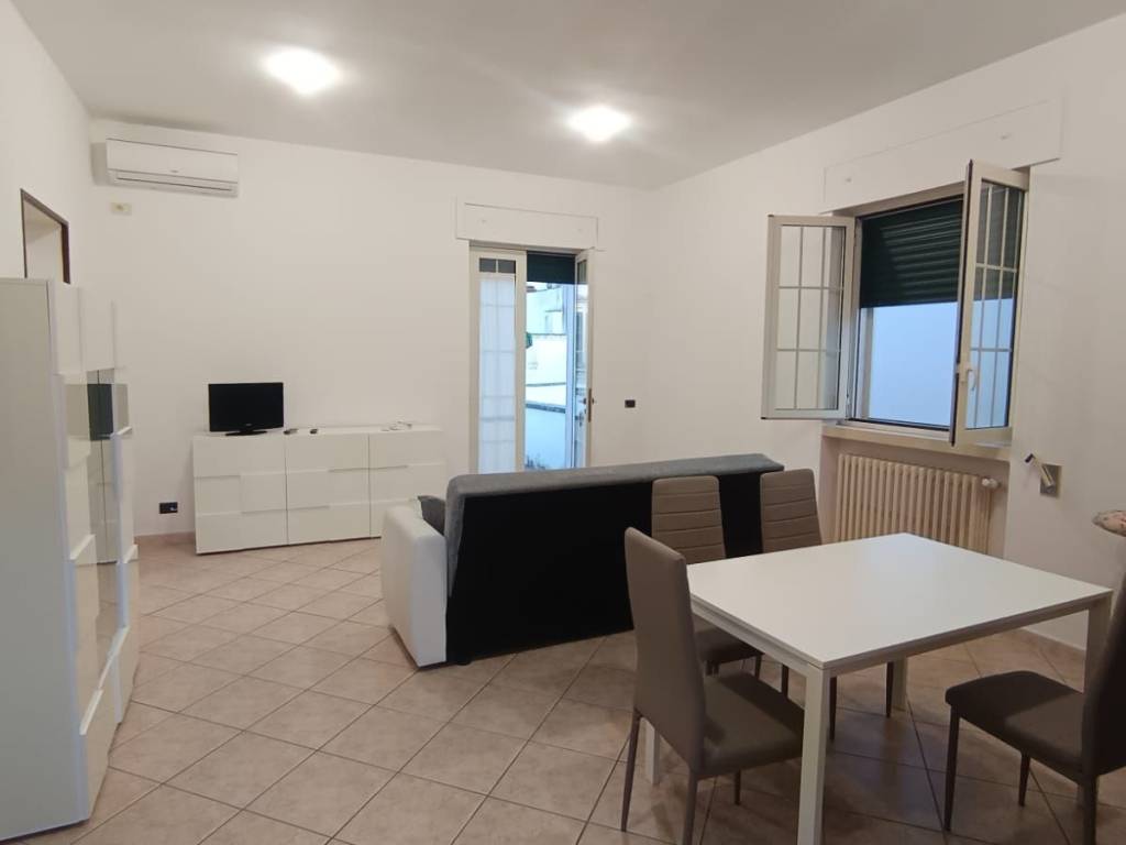 Appartamento a Arnesano in Via Tempio Antico, 14 - Foto 4