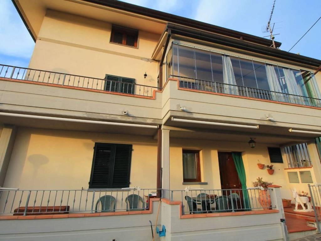 Rustico / casale a Larciano in Piazza Vittorio Veneto - Foto 2