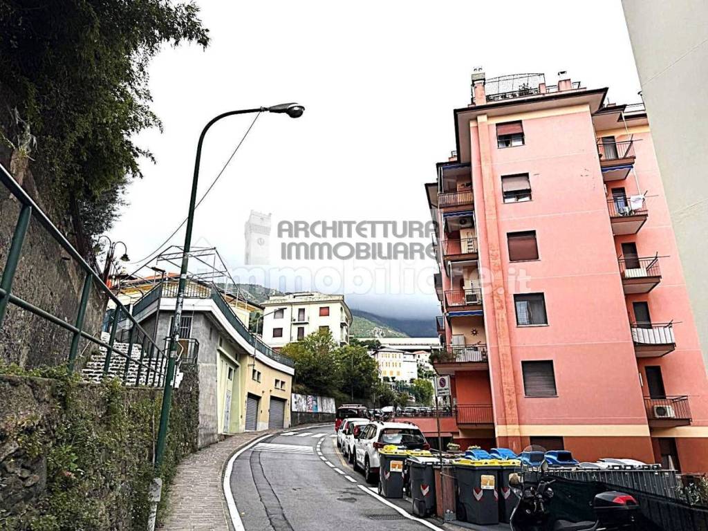 Appartamento a Arenzano in VIA TRENTO, 14 - Foto 2