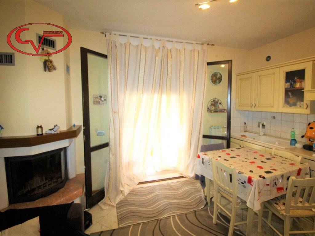 Appartamento a Montevarchi in Viale Giacomo Matteotti - Foto 3