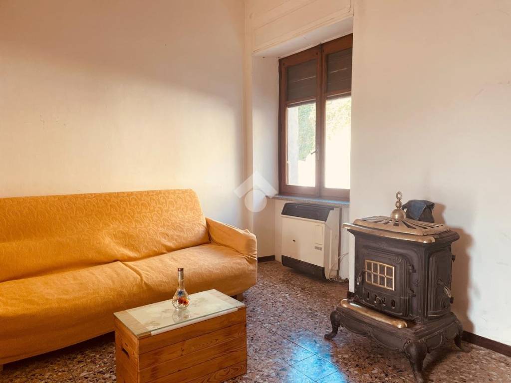 Casa indipendente a Vallanzengo in Frazione Maglione, 16 - Foto 2