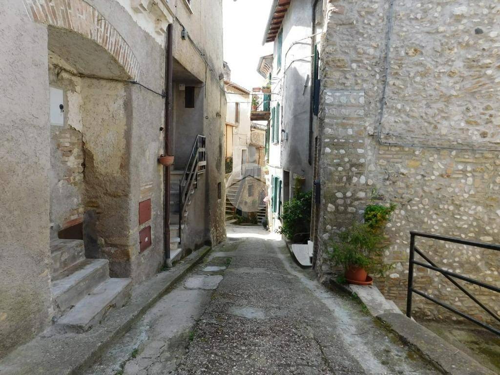 Casa indipendente a Tarano in VIA DEL FORNO - Foto 3