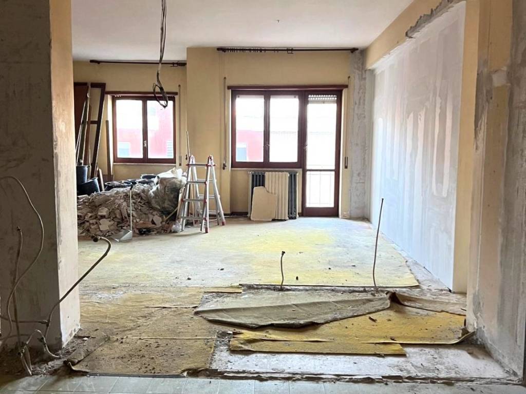 Appartamento a Salerno in Via Camillo Sorgente - Foto 2