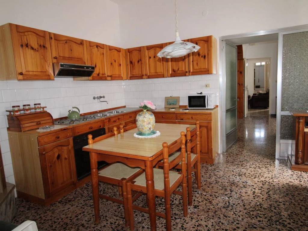 Villa a Diso in Via A. Sciesa, 26 - Foto 2