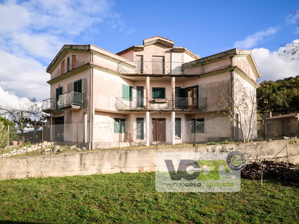 Villa a San gregorio magno in Via Gregorio D'Alessandro - Foto 3
