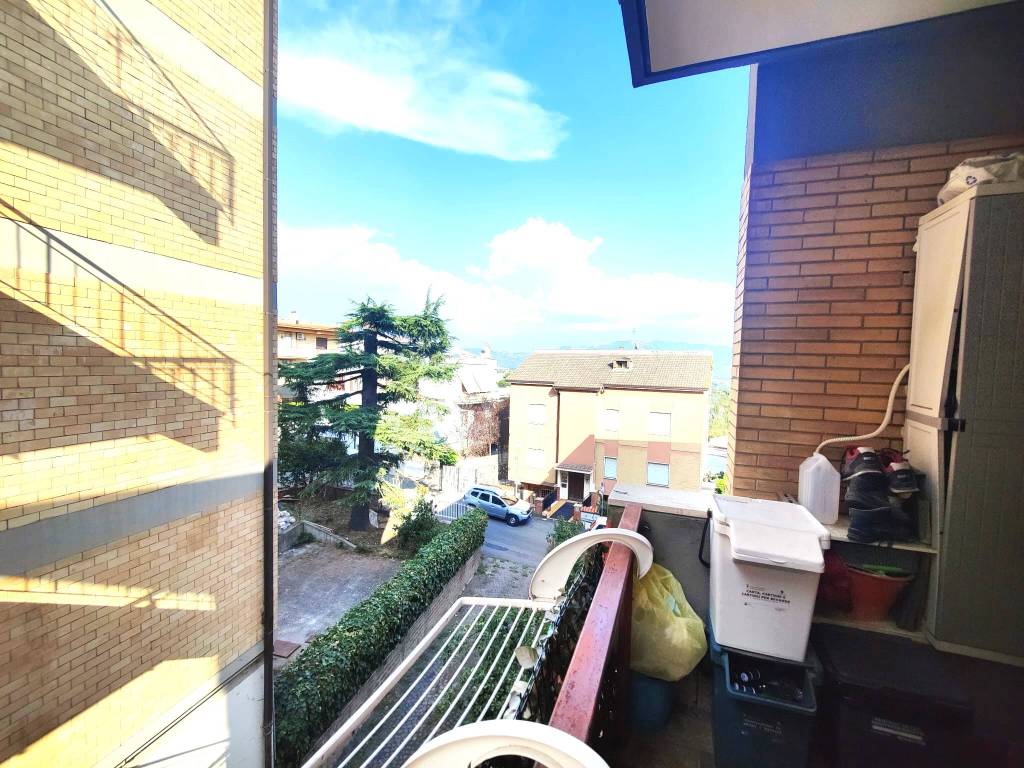 Appartamento a Velletri in Via Orti Ginnetti - Foto 2