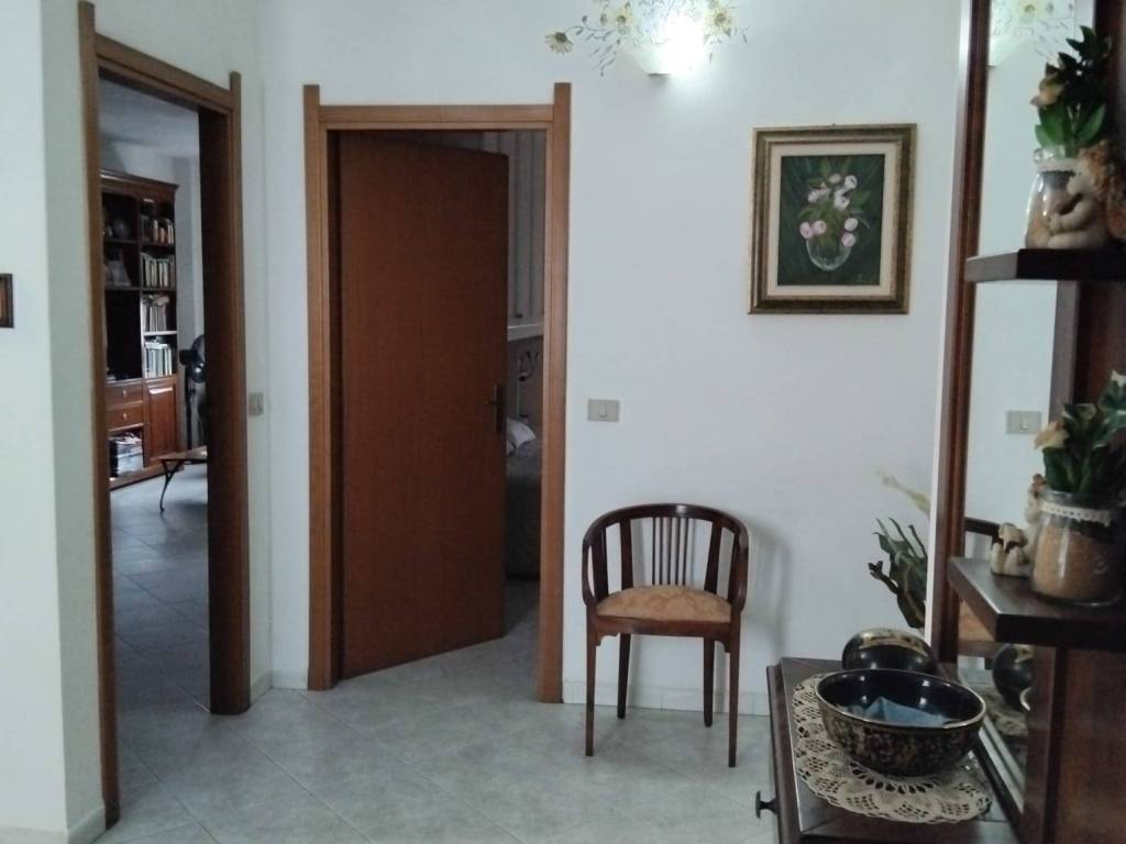 Appartamento a Cagliari in Via Is Mirrionis - Foto 4