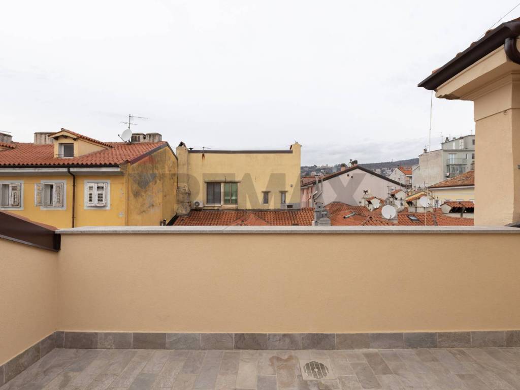 Attico / mansarda a Trieste in via ginnastica, 15 - Foto 4