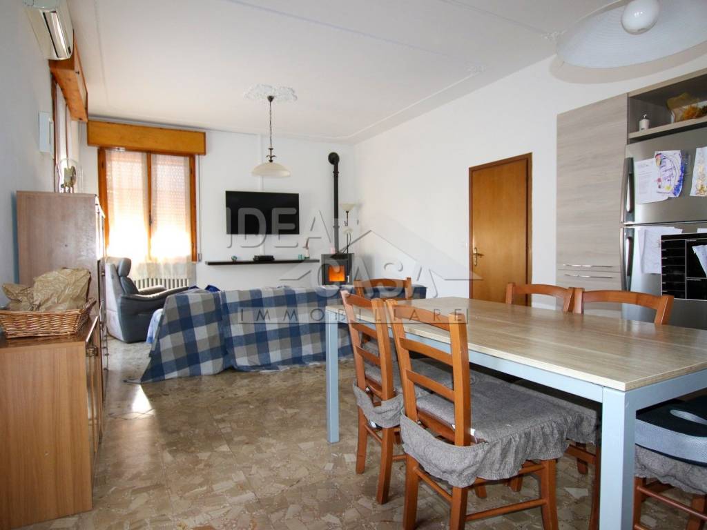 Villa a Cavezzo in Via Francesco Montanari, 5 - Foto 4