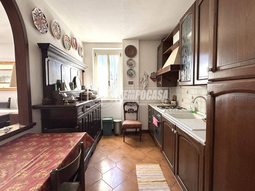 Casa indipendente a Belgirate in Via IV Novembre 2/5aprile - Foto 4