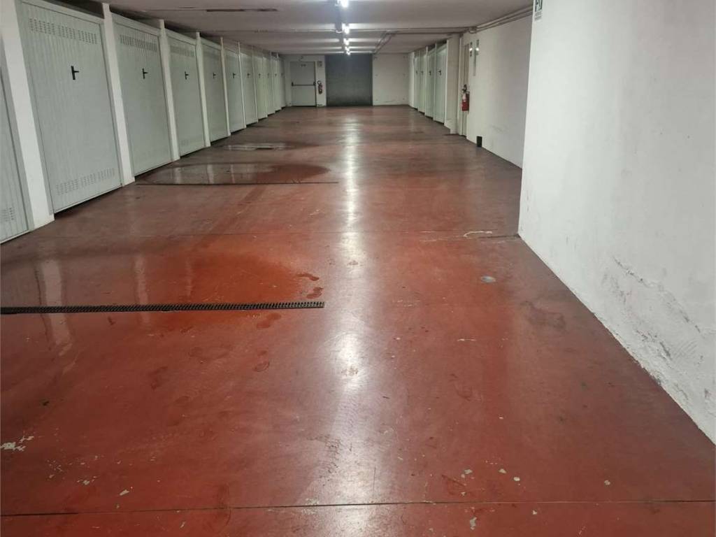 Box / garage a Cantù in Via Giulio Cesare, 1 - Foto 2