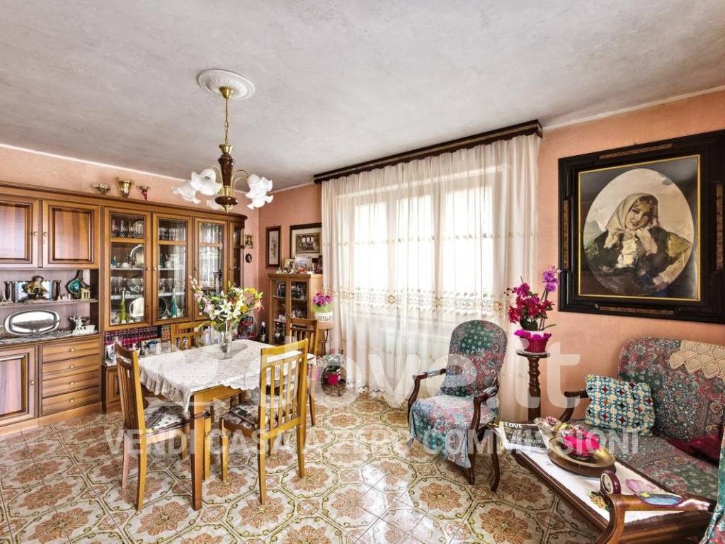Appartamento a Luino in Via Creva, 44 - Foto 2
