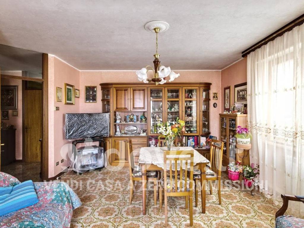 Appartamento a Luino in Via Creva, 44 - Foto 5