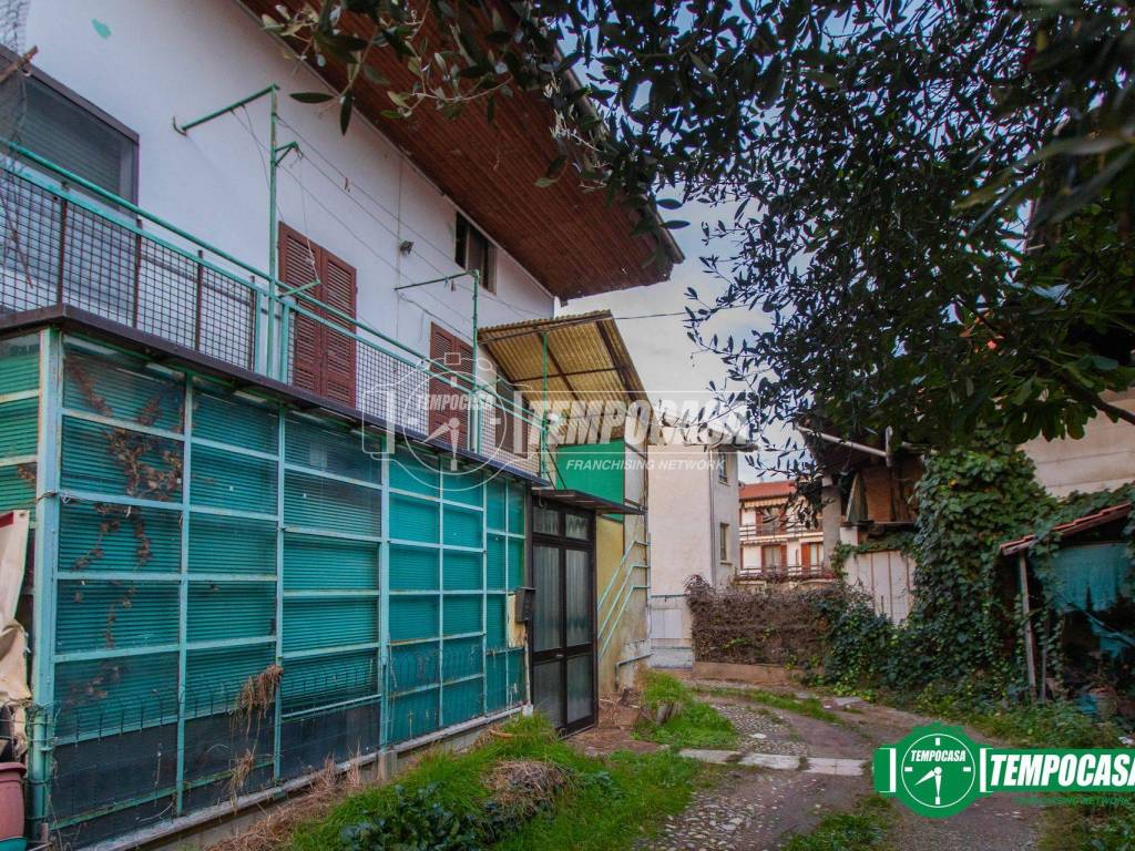 Casa indipendente a Bellinzago novarese in Via Santa Maria, 61 - Foto 4