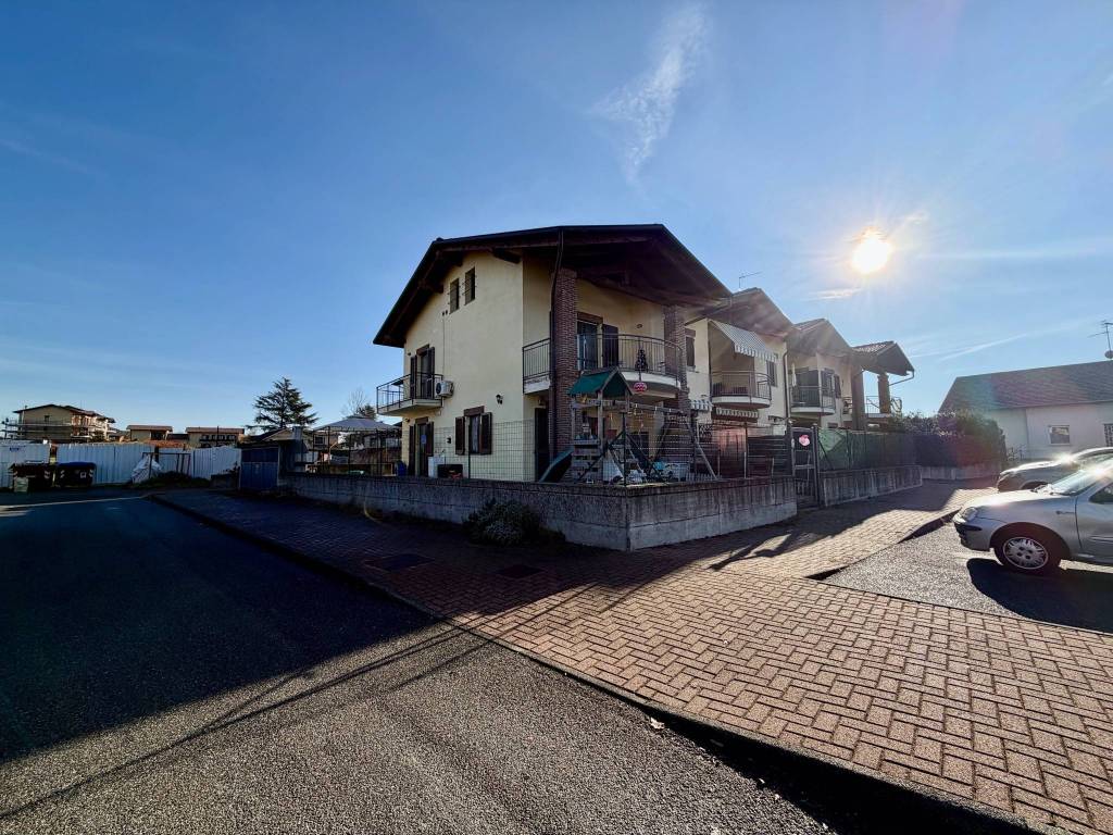 Villa a Cossato in Via Vercellotto - Foto 3