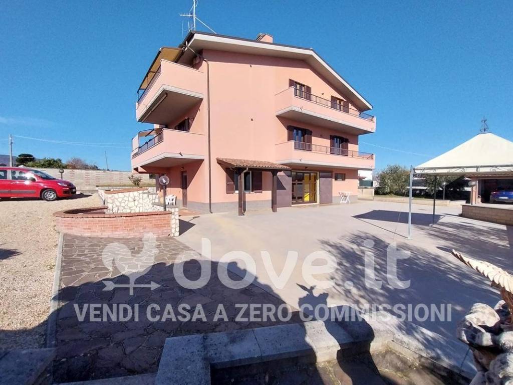 Villa a Lariano in Via Giuseppe Mazzini - Foto 2