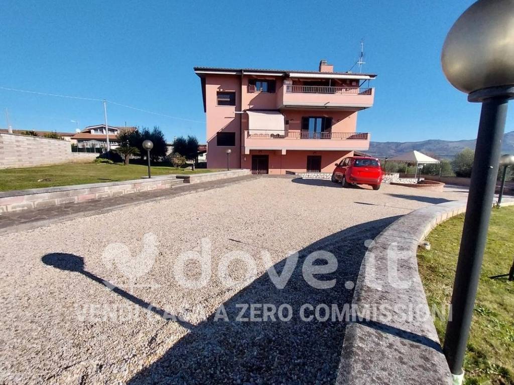 Villa a Lariano in Via Giuseppe Mazzini - Foto 3