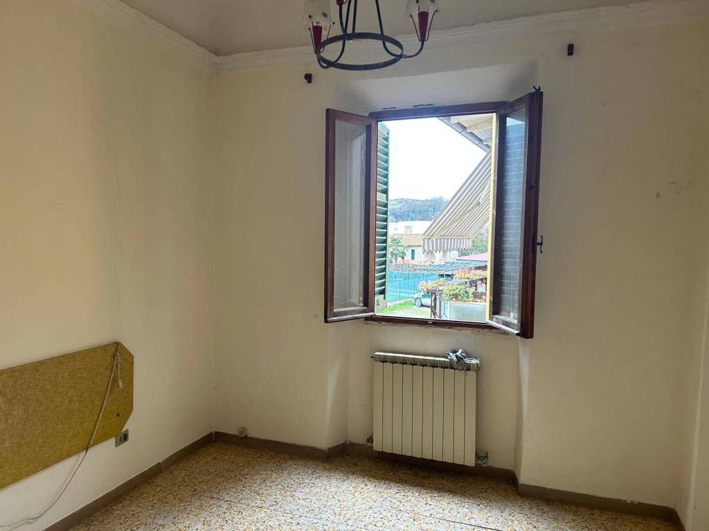 Appartamento a San giovanni valdarno in Via Ottone Rosai, 39 - Foto 4