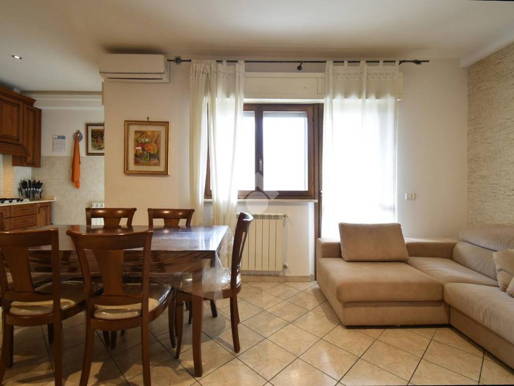 Appartamento a Latina in Via delle Camelie, 13 - Foto 4