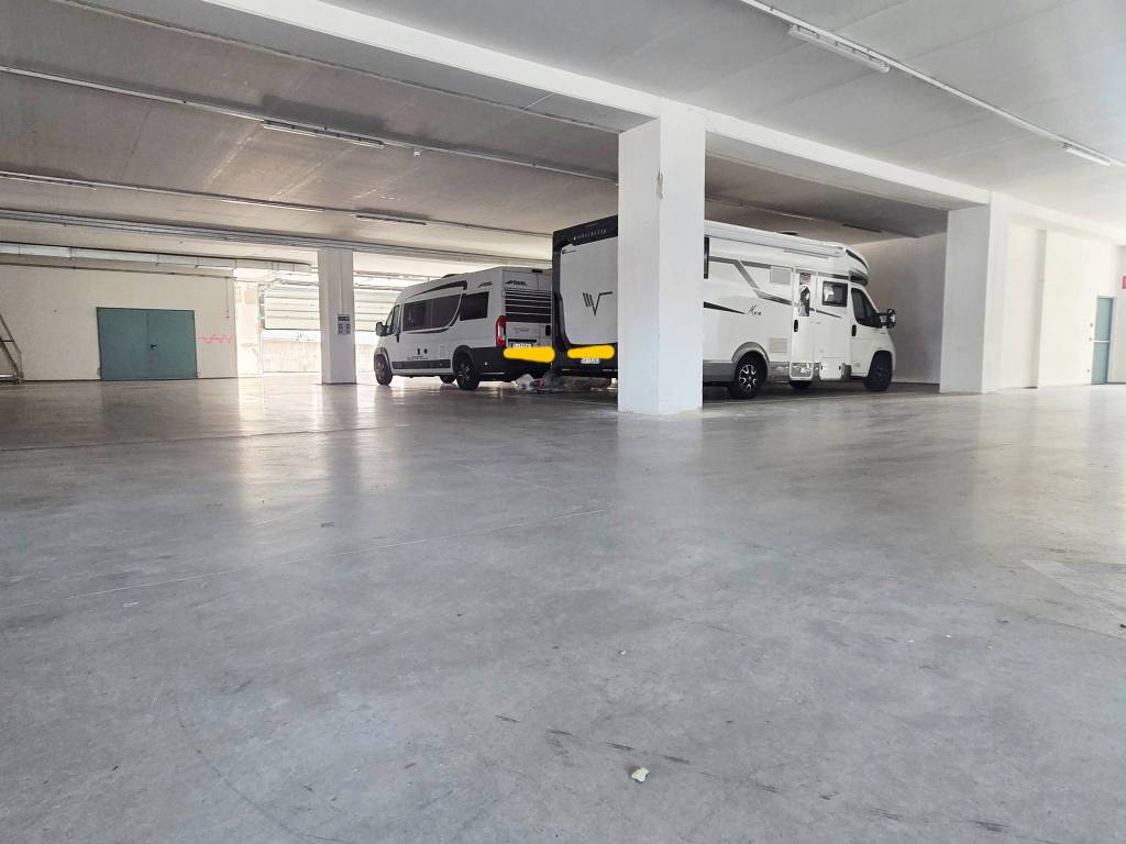 Box / garage a Ora in Via Nazionale - Foto 4
