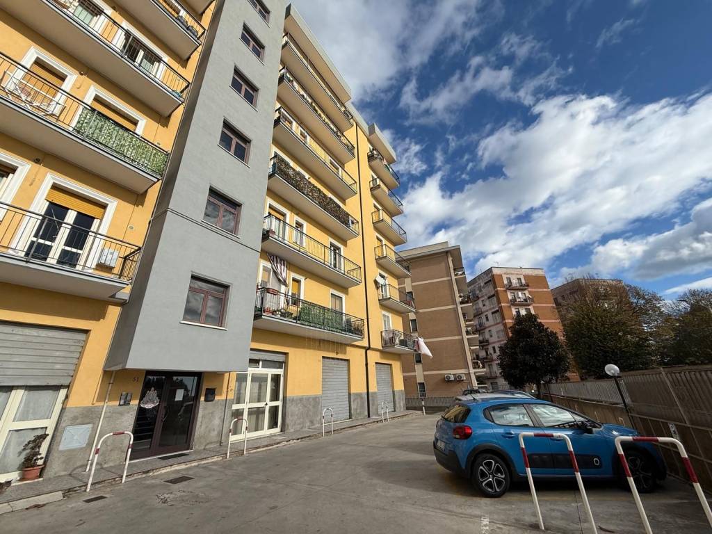 Immobile a Catanzaro in Via Mottola d'Amato, 55 - Foto 2