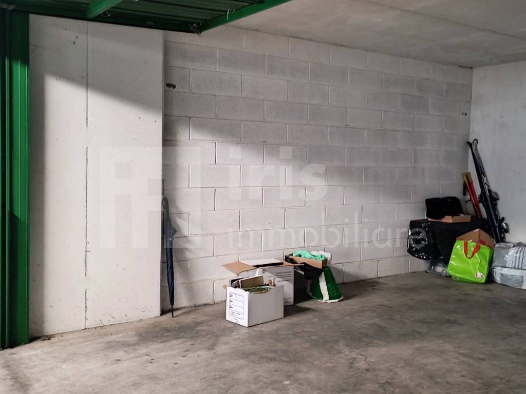 Box / garage a Udine in Via Caterina Percoto - Foto 4