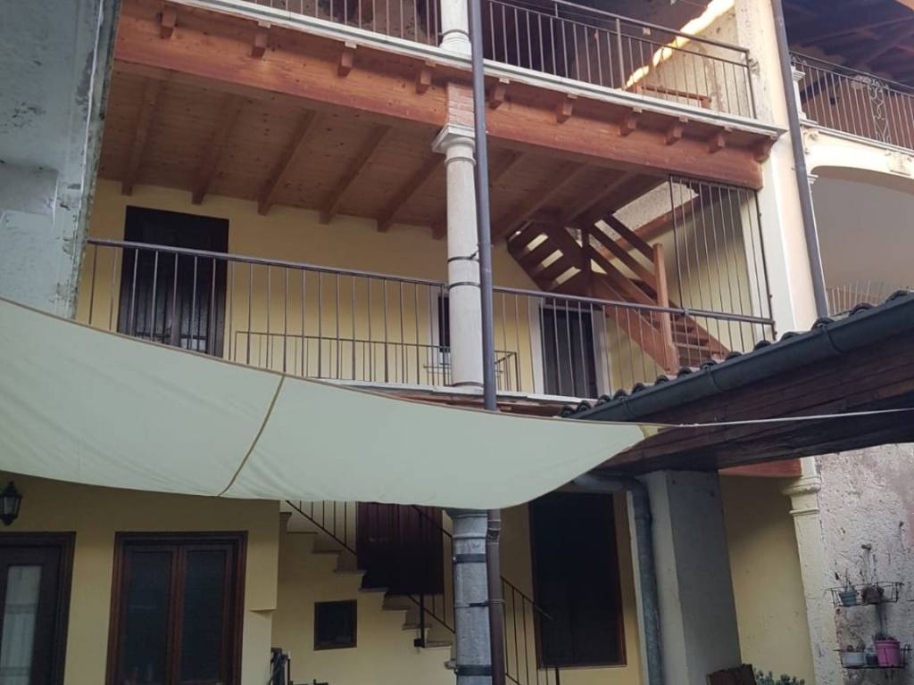Appartamento a Viggiù in Via Sant'Elia, 16 - Foto 2