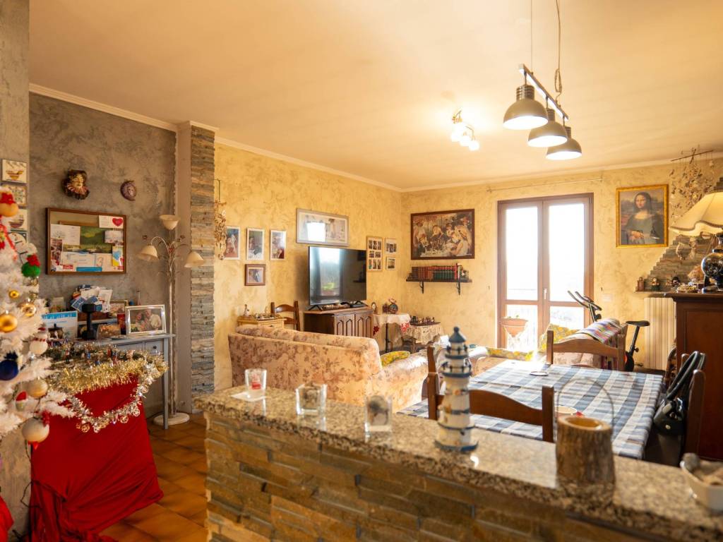 Appartamento a Dalmine in Via Montello - Foto 4