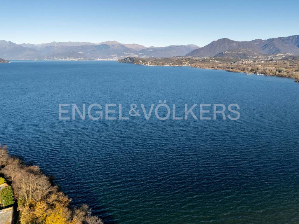 Villa a Ispra in Via Tana della Volpe, 412 - Foto 4